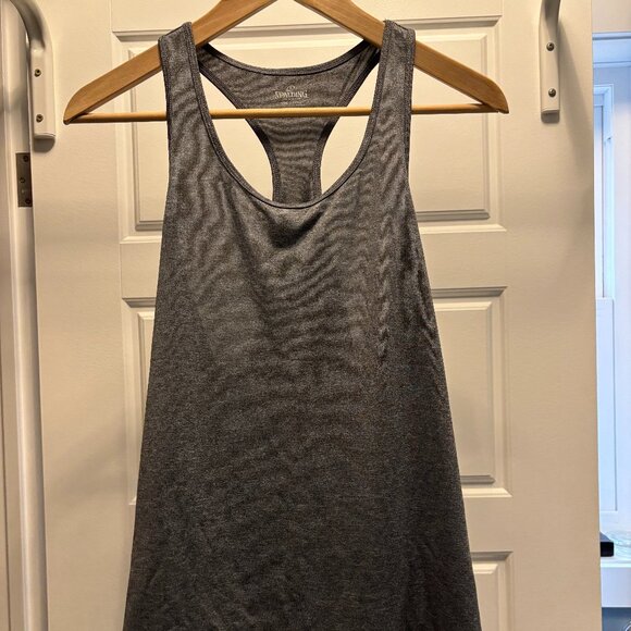 Women's Spalding Active Razorback Tank Size Large - Picture 1 of 4